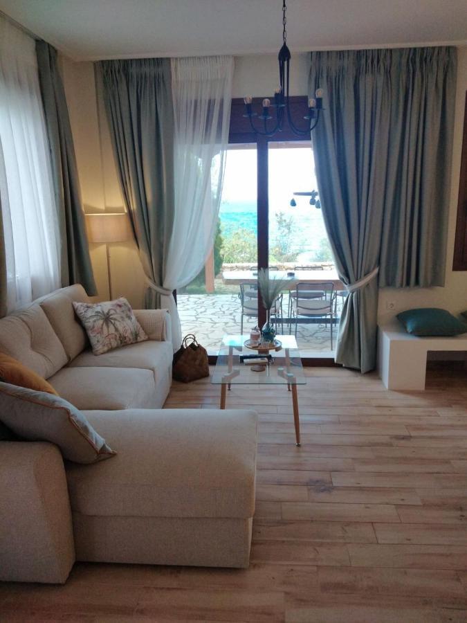 Paralio Astros Beachfront Suites Xiropigado Exteriér fotografie