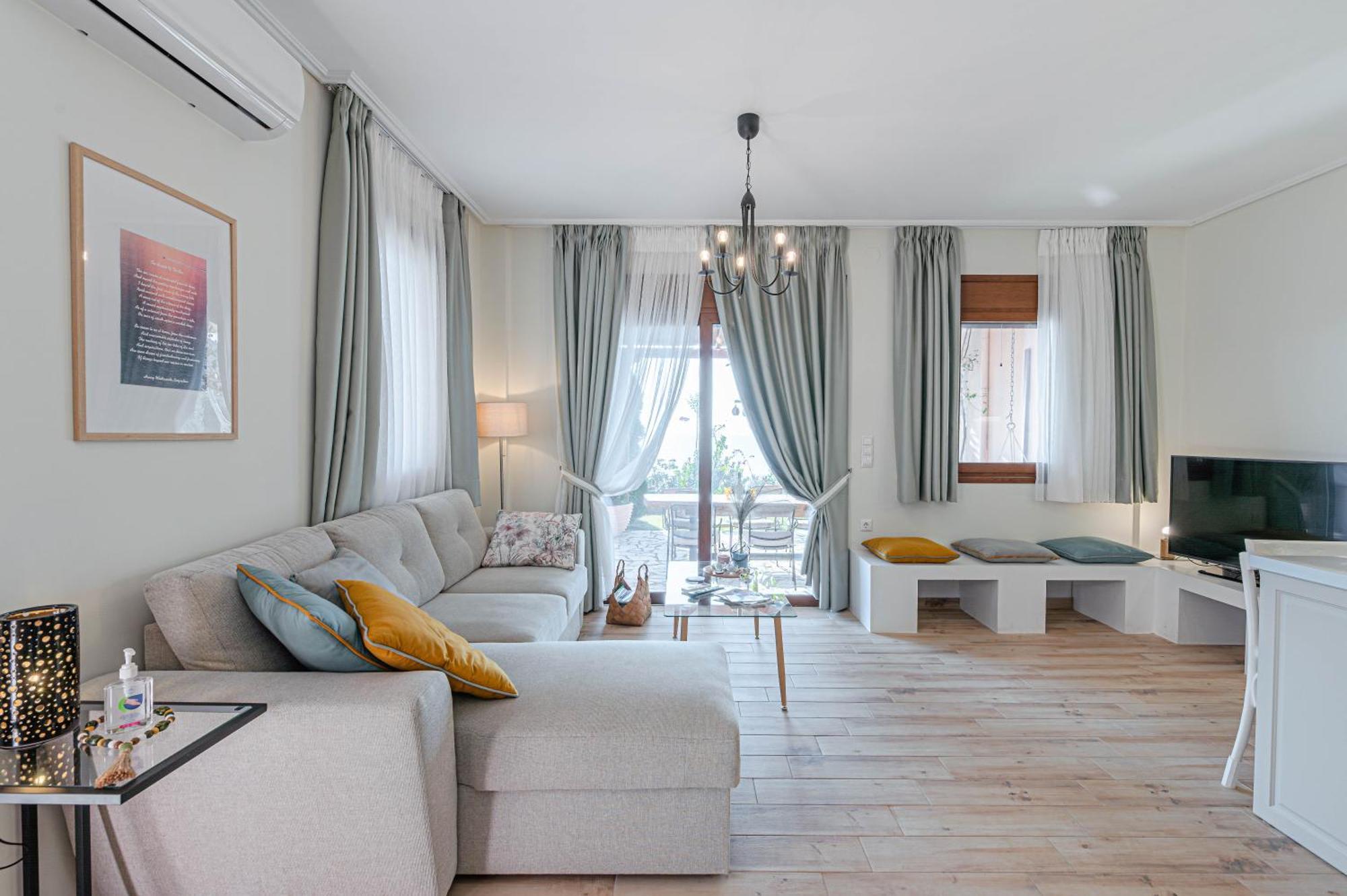 Paralio Astros Beachfront Suites Xiropigado Exteriér fotografie