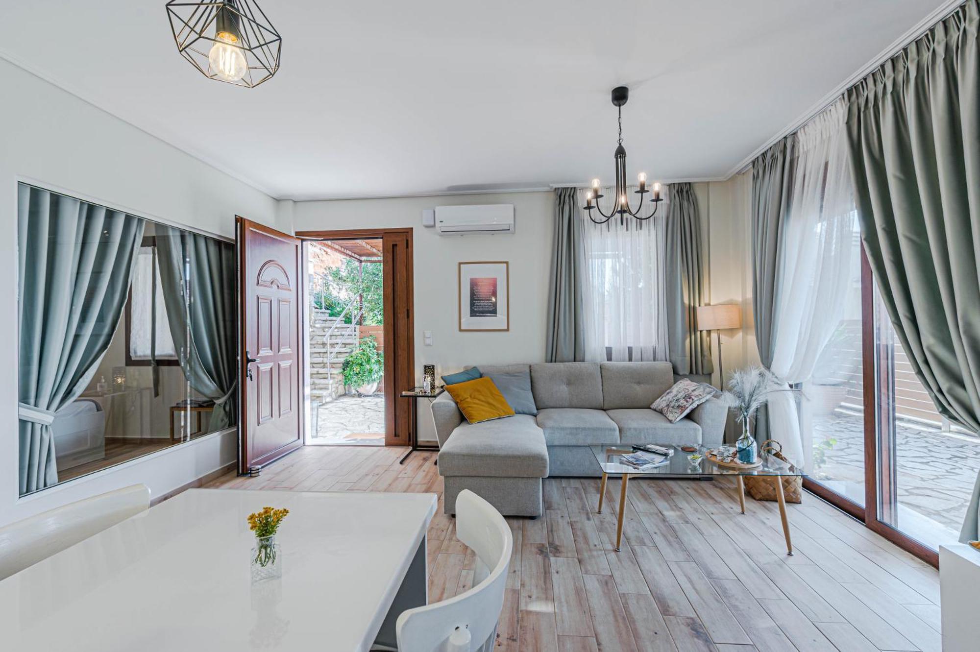 Paralio Astros Beachfront Suites Xiropigado Exteriér fotografie