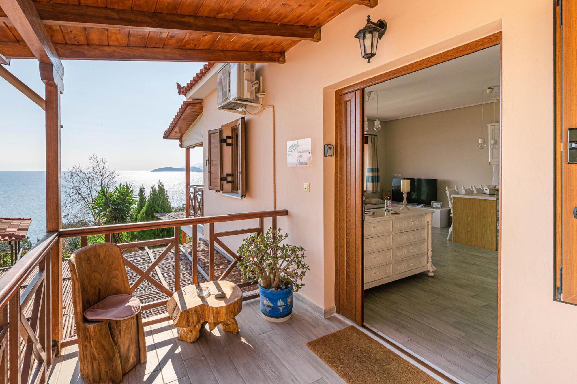 Paralio Astros Beachfront Suites Xiropigado Exteriér fotografie