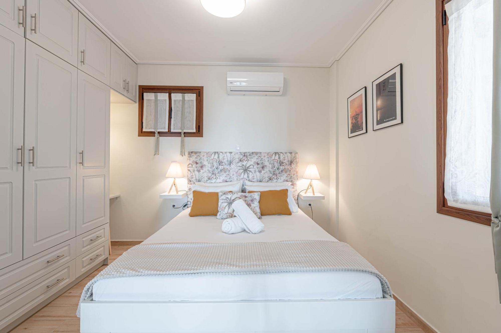 Paralio Astros Beachfront Suites Xiropigado Exteriér fotografie