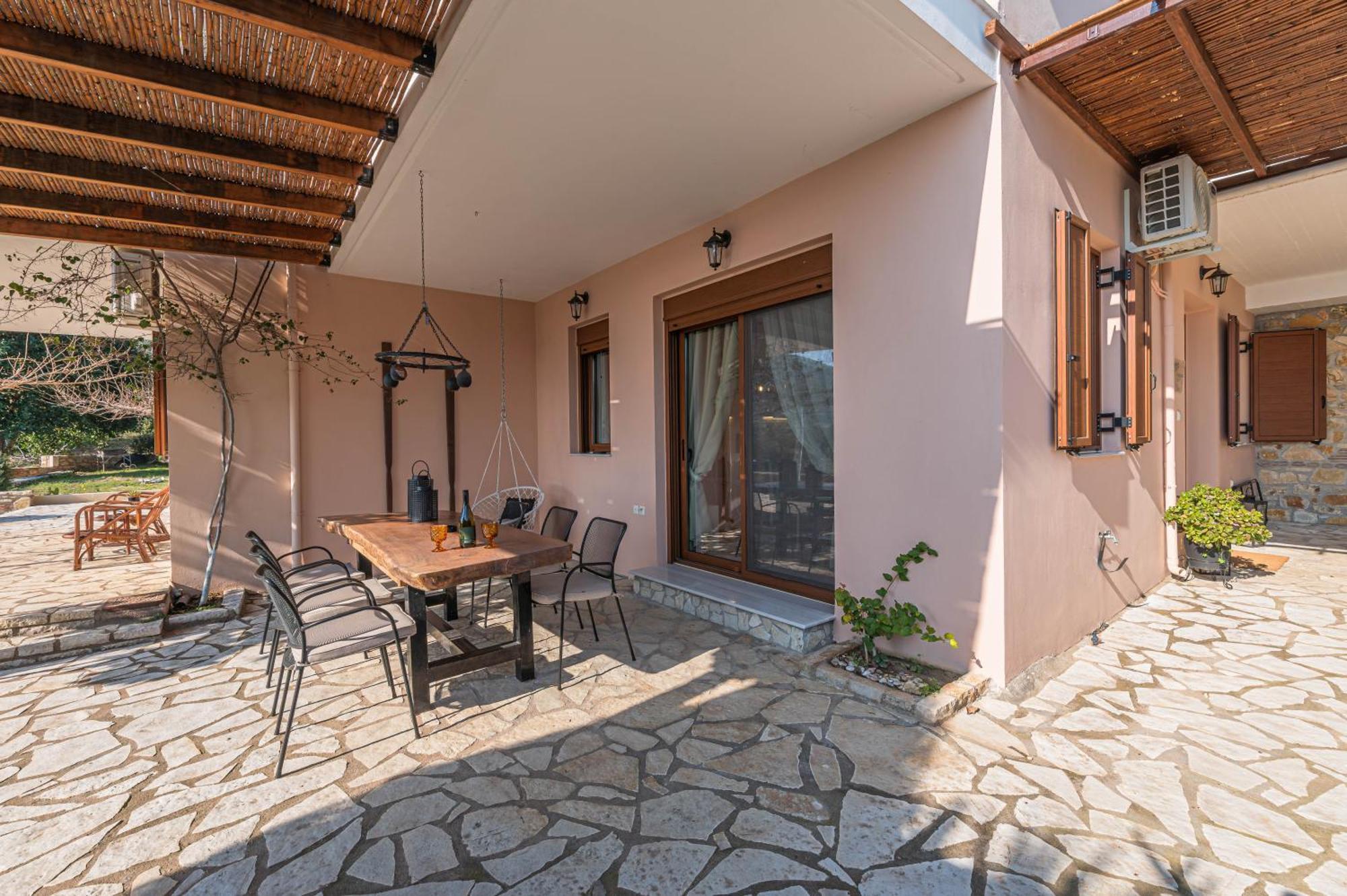 Paralio Astros Beachfront Suites Xiropigado Exteriér fotografie