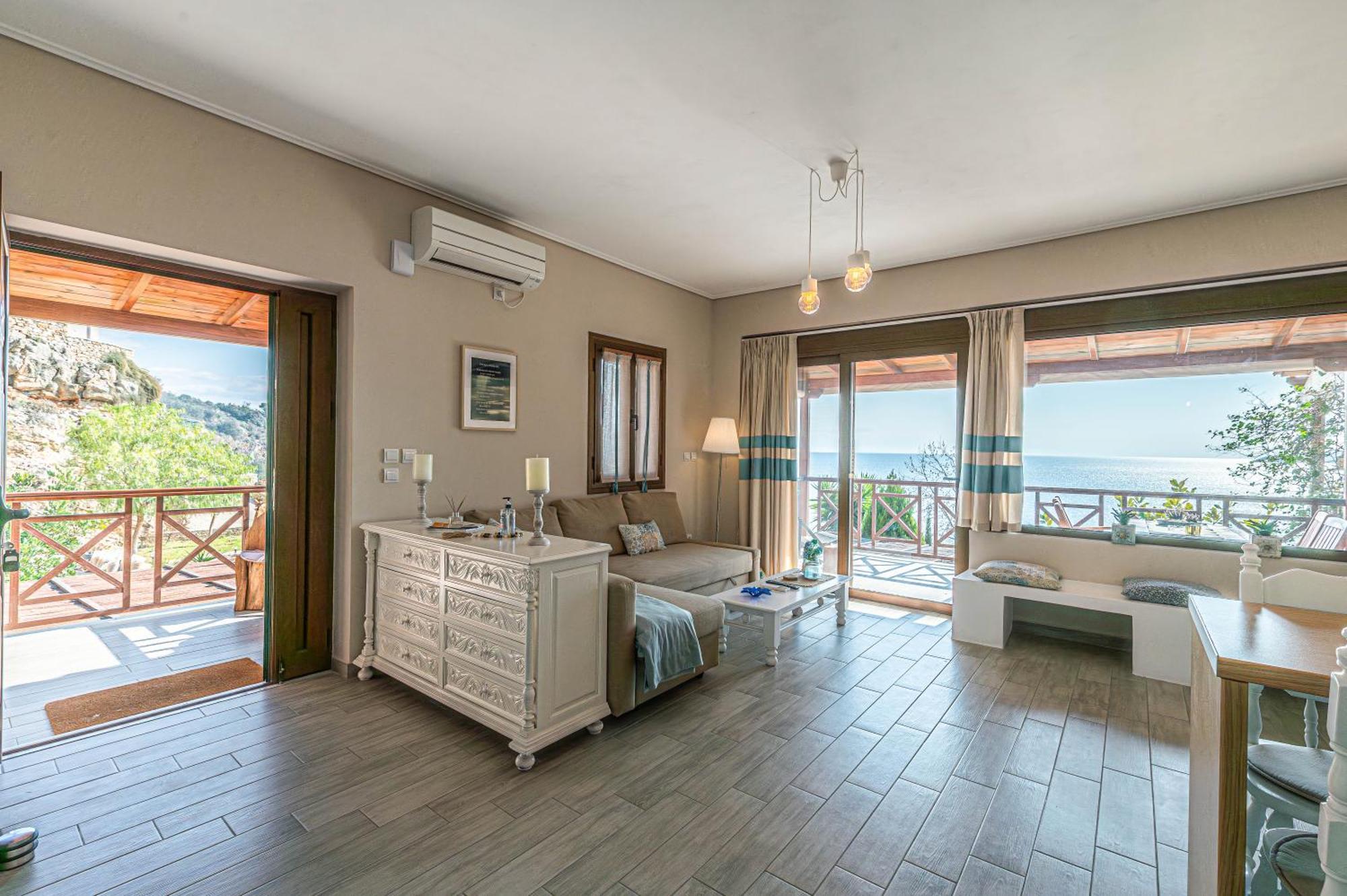 Paralio Astros Beachfront Suites Xiropigado Exteriér fotografie