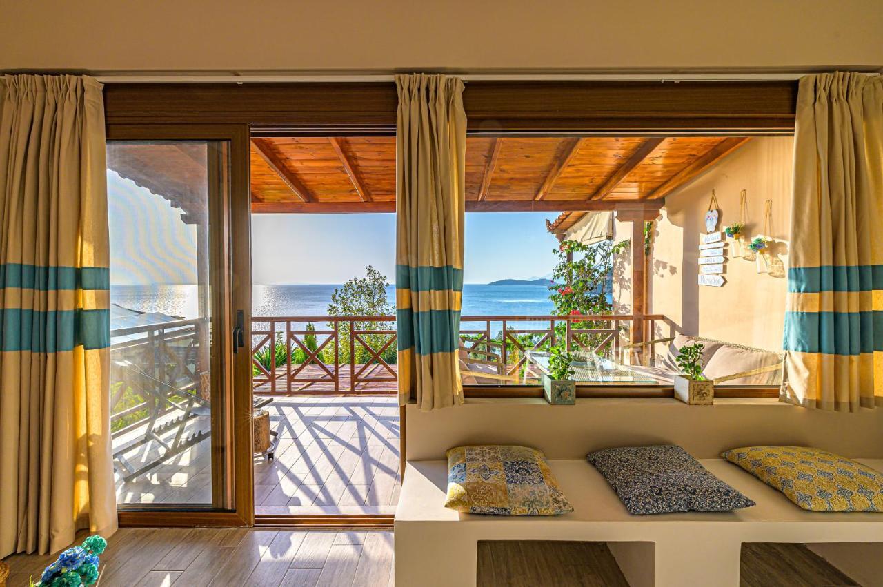 Paralio Astros Beachfront Suites Xiropigado Exteriér fotografie