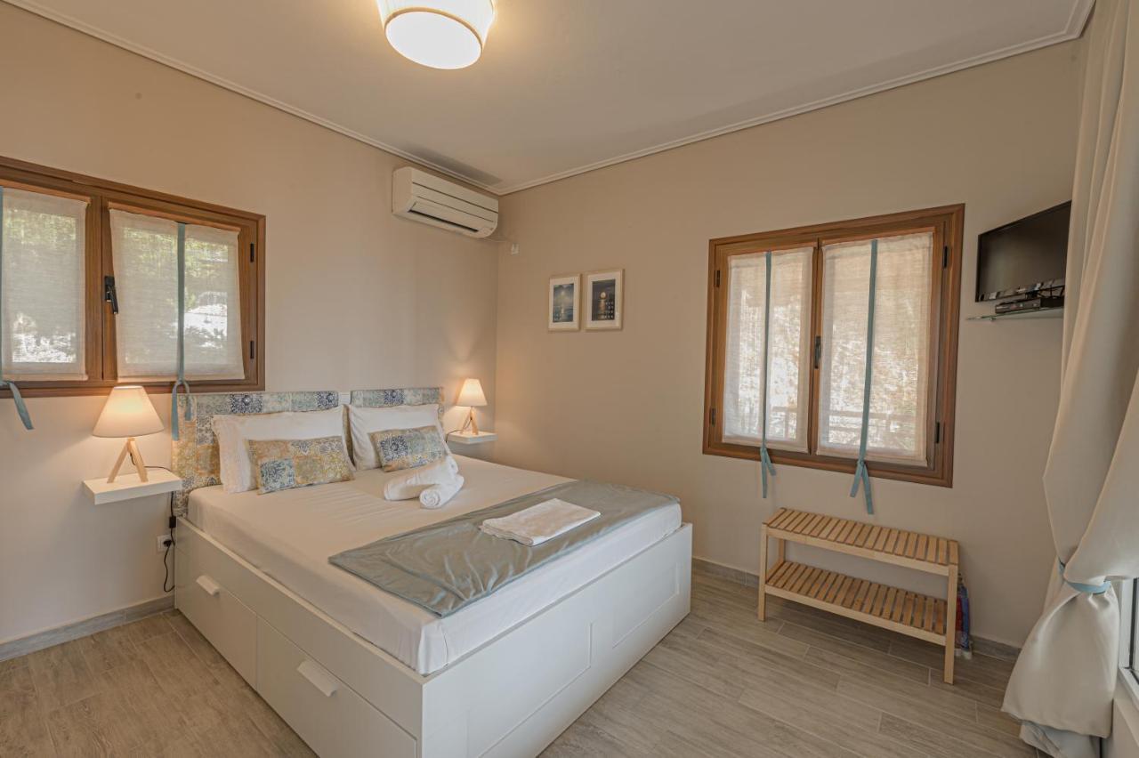 Paralio Astros Beachfront Suites Xiropigado Exteriér fotografie